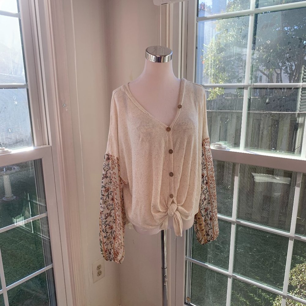 Lulu's Medium beige light weight button up sweater with patterned bell sleeves